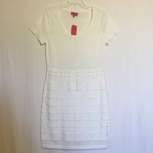 Carmen Marc Volvo XL Shinny White Dressy Dress